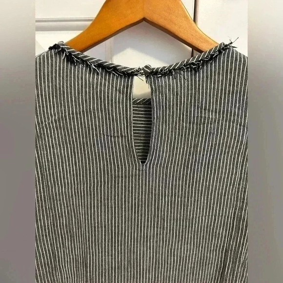 RUNGOLEE Fringe Blouse with 3/4 Sleeve size Small - Picture 5 of 10